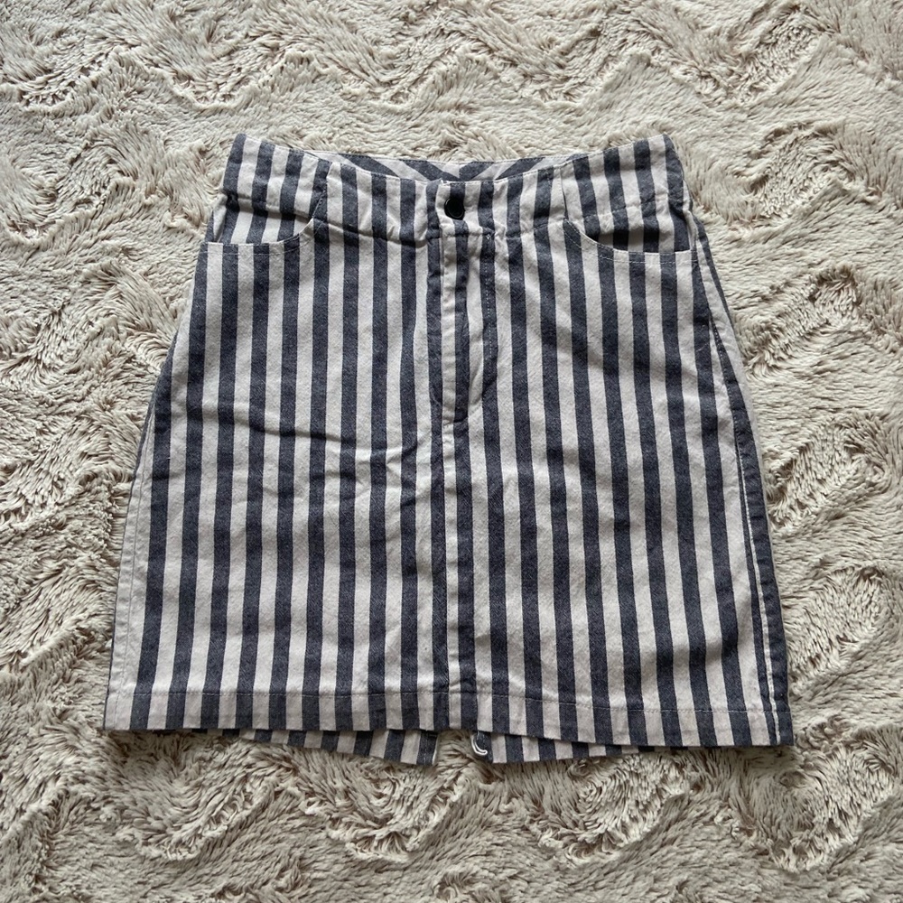 Brandy melville skirt